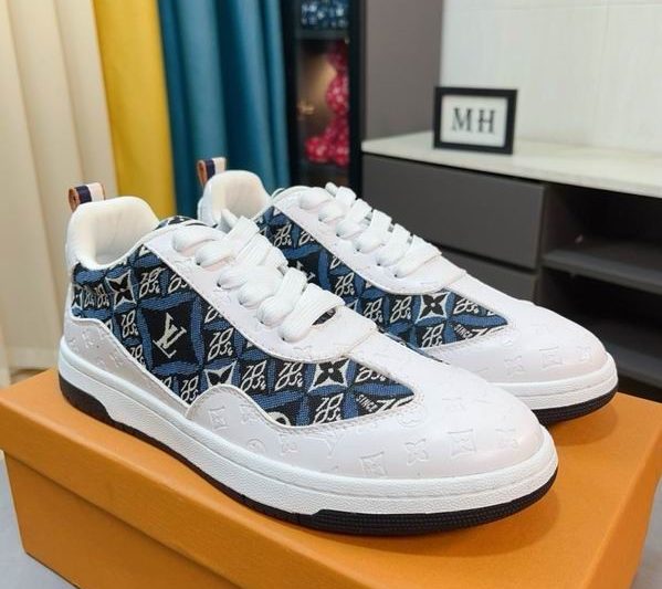 LV Replica Shoes LV size 38-44 mnf0607