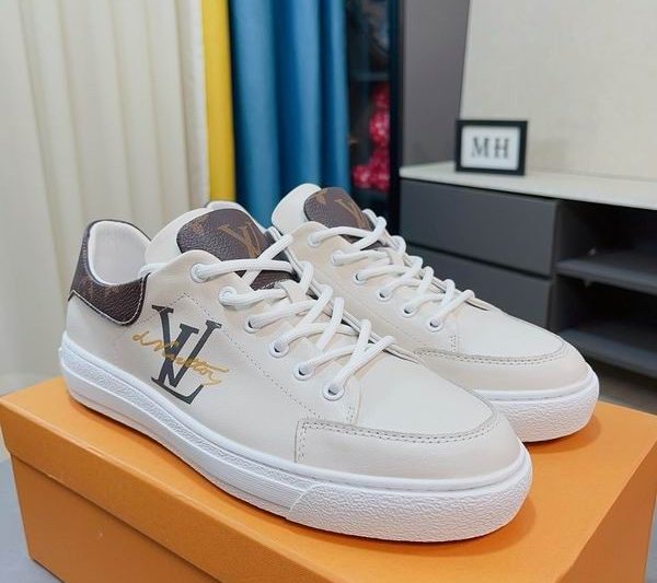 LV Replica Shoes LV size 38-44 mnf0510