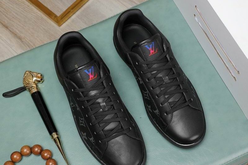 LV Replica Shoes LV size 38-44 mnf0411