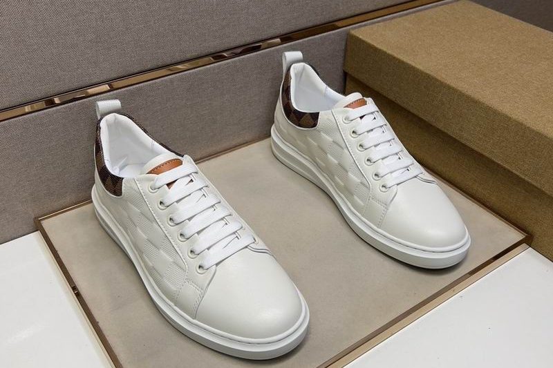 LV Replica Shoes LV size 38-44 mnf0318