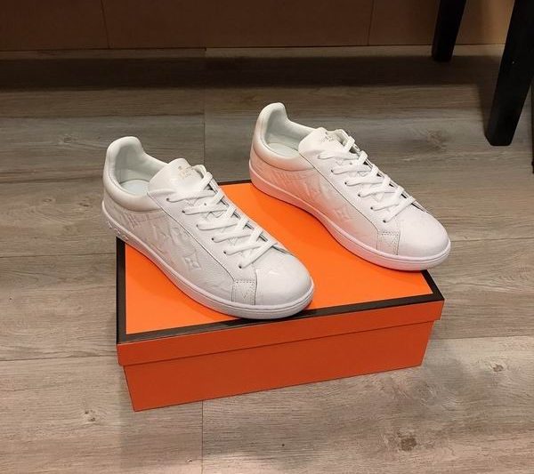 LV Replica Shoes LV size 38-44 mnf0309