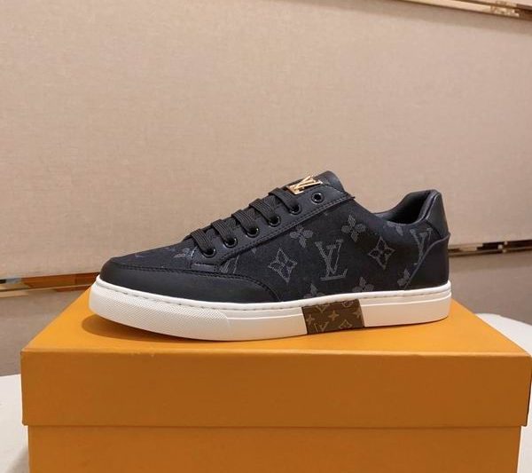 LV Replica Shoes LV size 38-45 mnf0166