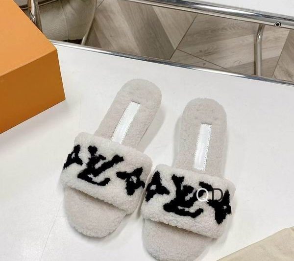 LV Replica Shoes LV size 35-42 GDT0318