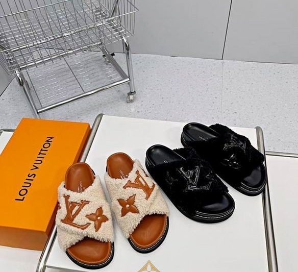 LV Replica Shoes LV size 35-40 mhf0308
