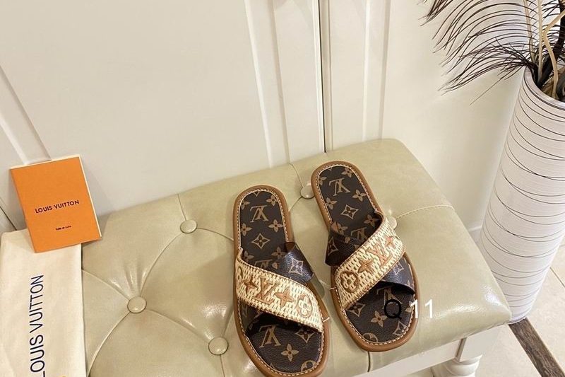 LV Replica Shoes LV size 35-40 Y0323