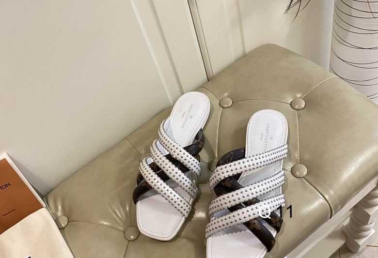 LV Replica Shoes LV size 35-40 Y0312