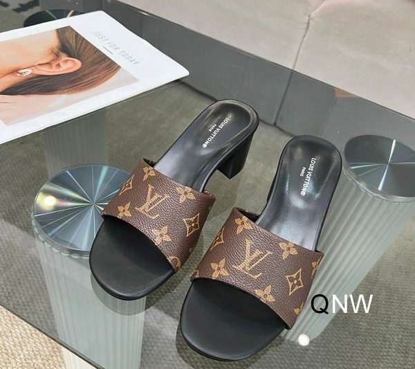 LV Replica Shoes LV size 35-40 WN0501