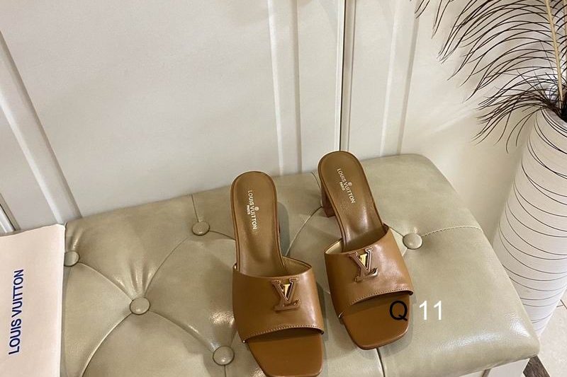 LV Replica Shoes LV size 35-40 Y0410