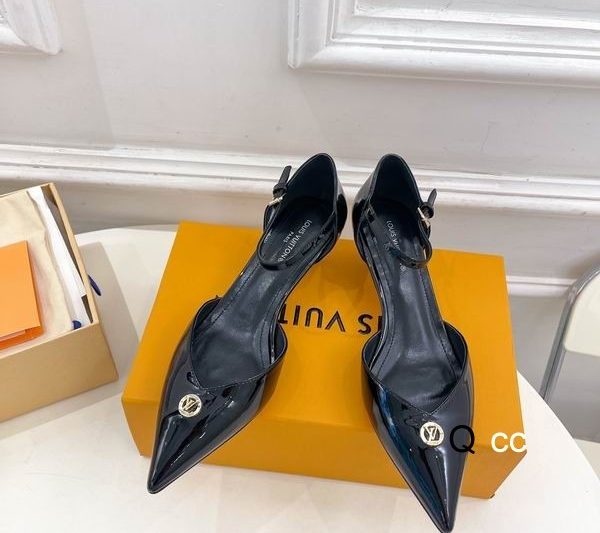 LV Replica Shoes LV size 35-40 6.5 9.5CM XC0401