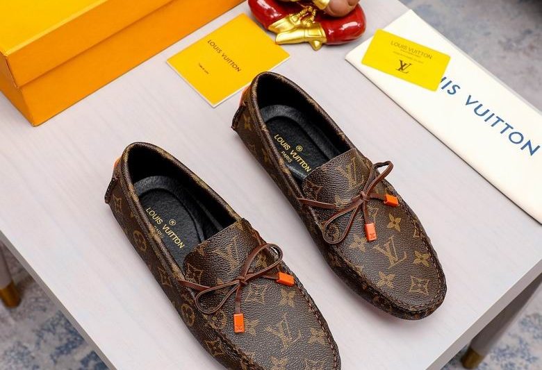LV Replica Shoessize 38-44 1C 0545