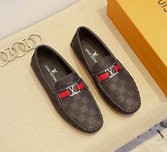 LV Replica Shoessize 38-44 1C 0527