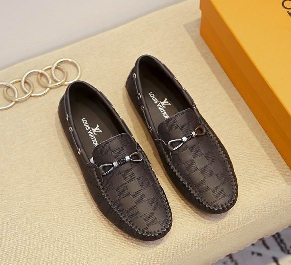LV Replica Shoessize 38-44 1C 0526