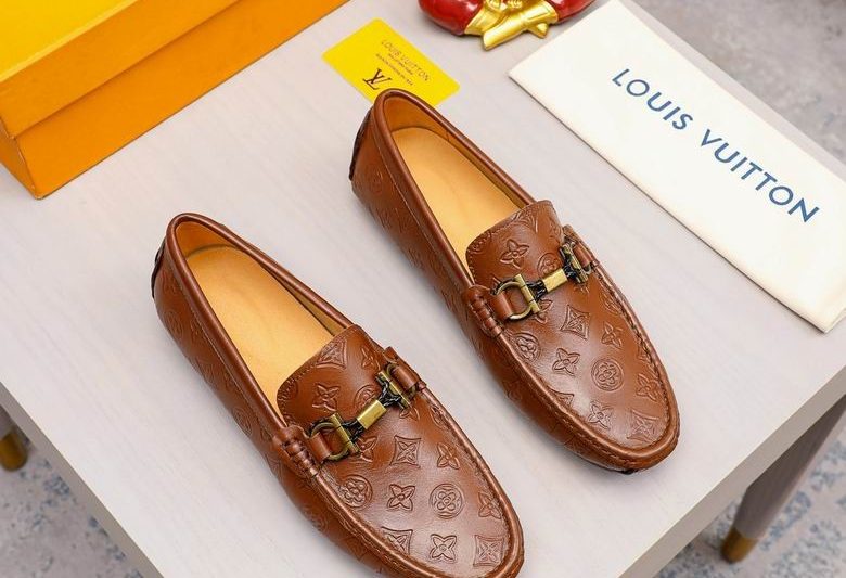LV Replica Shoessize 38-44 1C 0523