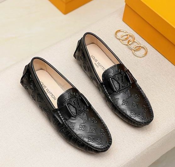 LV Replica Shoessize 38-44 1C 0510