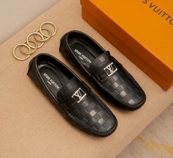 LV Replica Shoessize 38-44 1C 0507