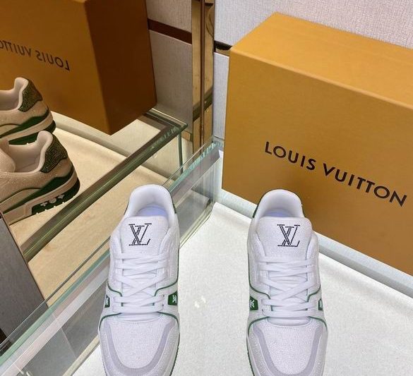 LV Replica Shoessize 35-44 4C n0503