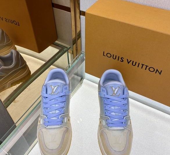 LV Replica Shoessize 35-39 2C n0501