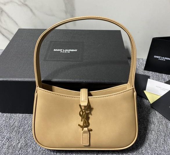 YSL Replica Bags 710318 19X12.5X4.5cm MT 5