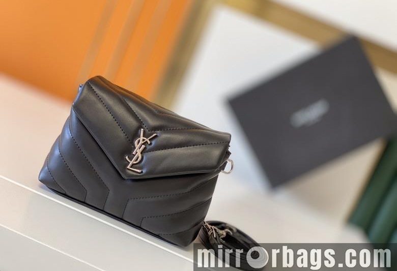 YSL Replica Bags 26599 20cm 8D 1