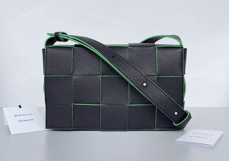 Bottega Veneta Replica Bags BV cassette 578004 23x15x6cm CN