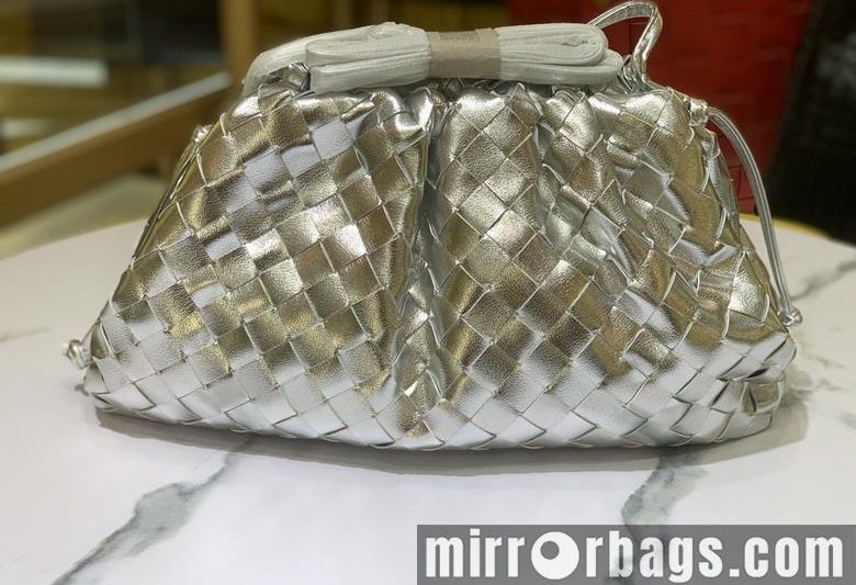 Bottega Veneta Replica Bags The pouch 9918B 32cm JY 2colour