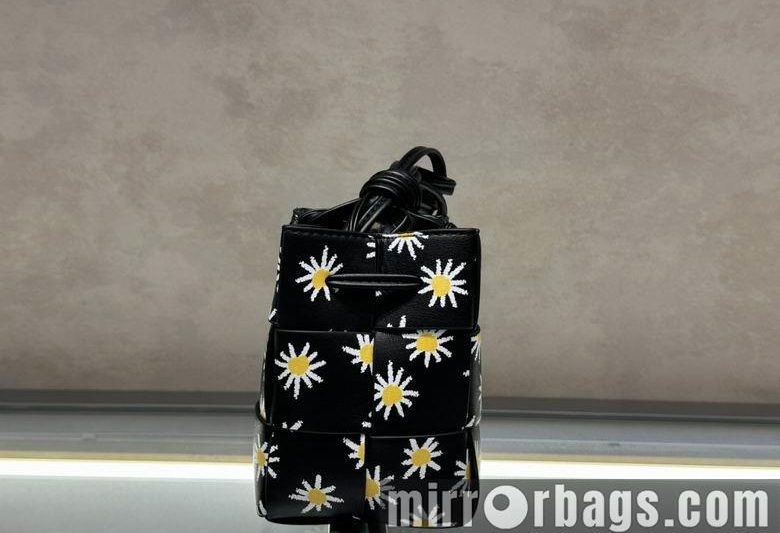 Bottega Veneta Replica Bags 8821 13X13X20cm 8820 11X11X16cm JY 2colour