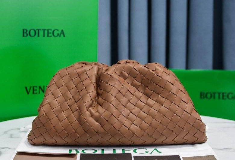 Bottega Veneta Replica Bags AD22158 38X20X8.5