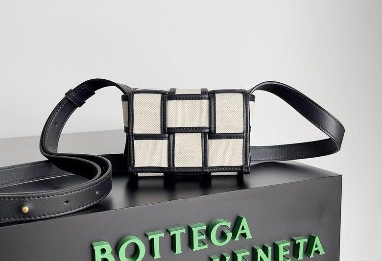Bottega Veneta Replica Bags 66688 12x8x4cm BG