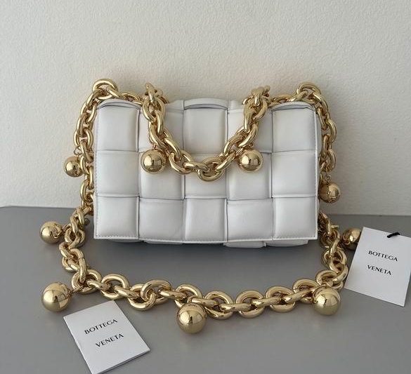 Bottega Veneta Replica Bags 680070 26x18x6cm BG