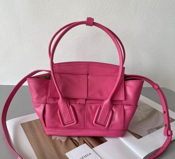 Bottega Veneta Replica Bags 666873 17x16x6cm BG