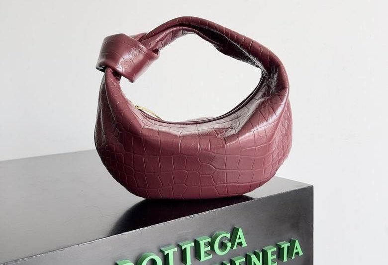 Bottega Veneta Replica Bags 717709 23X15X5cm