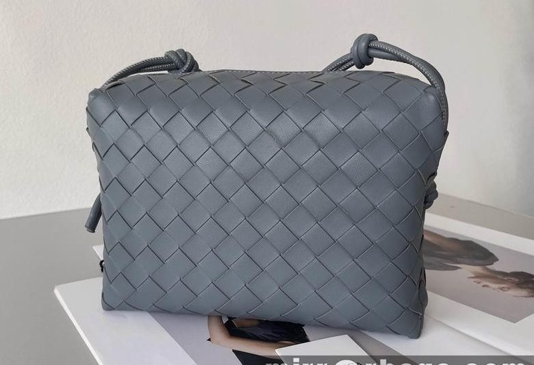 Bottega Veneta Replica Bags 666689 22x15x8cm BG