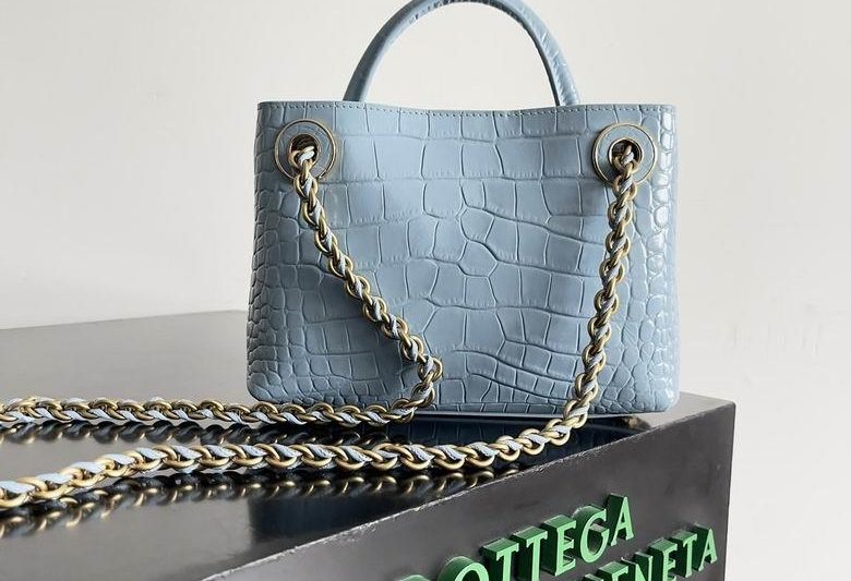 Bottega Veneta Replica Bags Andiamo 773733 22X9X15.5cm BG