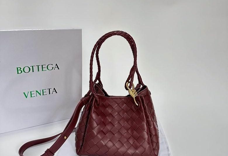 Bottega Veneta Replica Bags Parachute 211 16.5X21X17cm XMY 3
