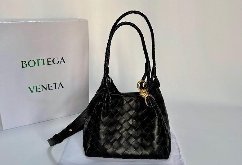Bottega Veneta Replica Bags Parachute 211 16.5X21X17cm XMY 1