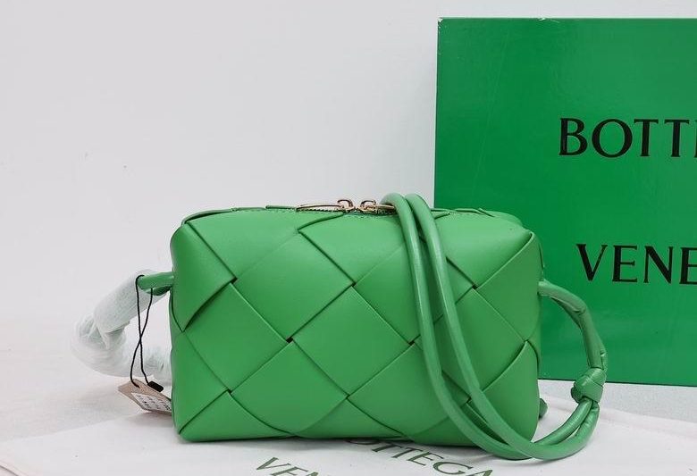 Bottega Veneta Replica Bags 002 14X22X7cm XMY 5