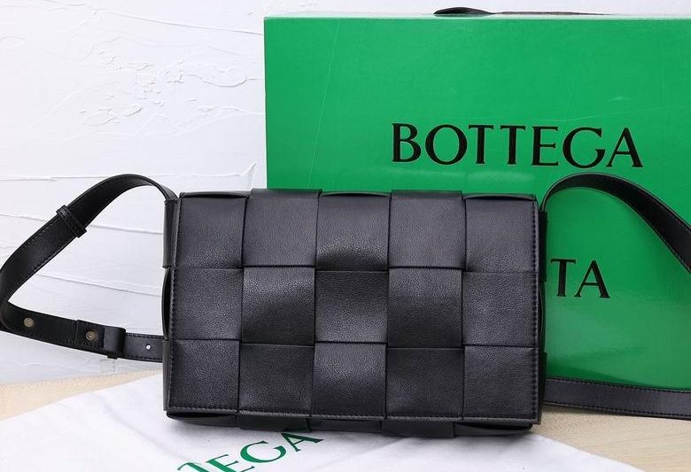 Bottega Veneta Replica Bags Cassette 3029 23X15X5.5cm XMY 13