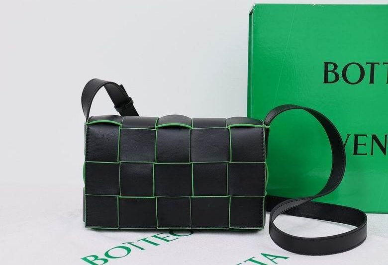 Bottega Veneta Replica Bags Cassette 3029 23X15X5.5cm XMY 12