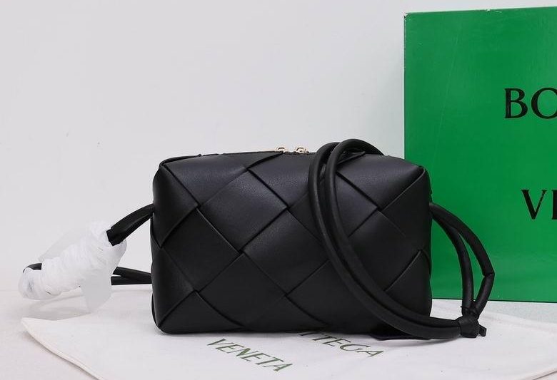 Bottega Veneta Replica Bags 002 14X22X7cm YG 1