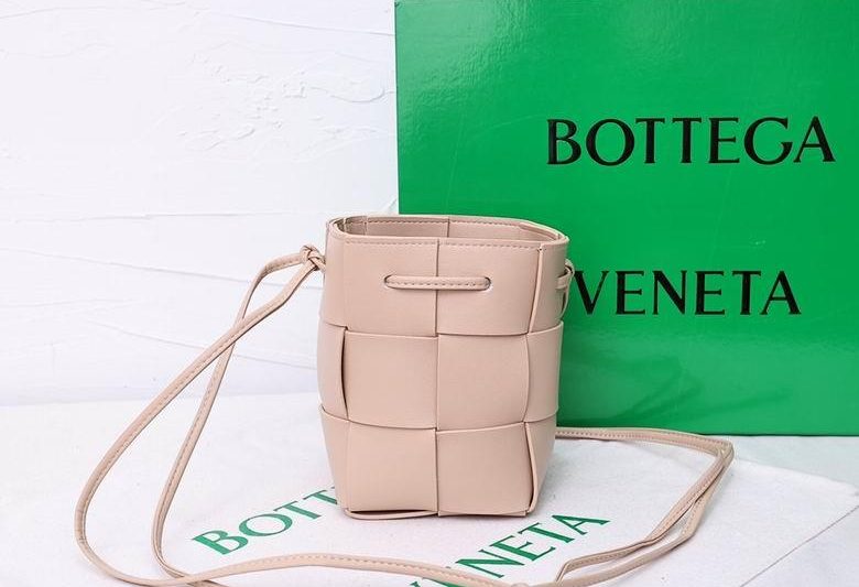 Bottega Veneta Replica Bags 8585 14X9X9cm YG 3