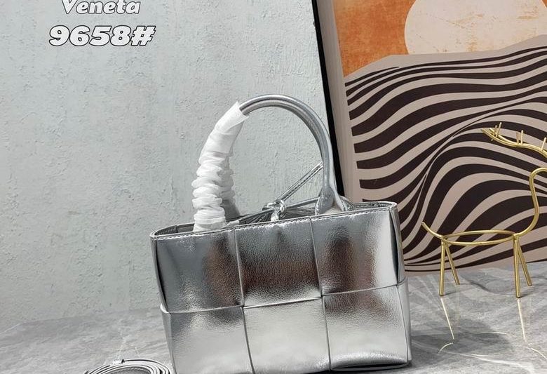 Bottega Veneta Replica Bags 9658 20X14X8cm JY 4