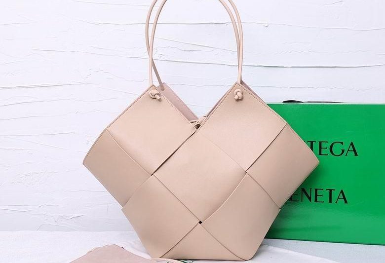 Bottega Veneta Replica Bags 6006 17X48X34X12cm XMY 5