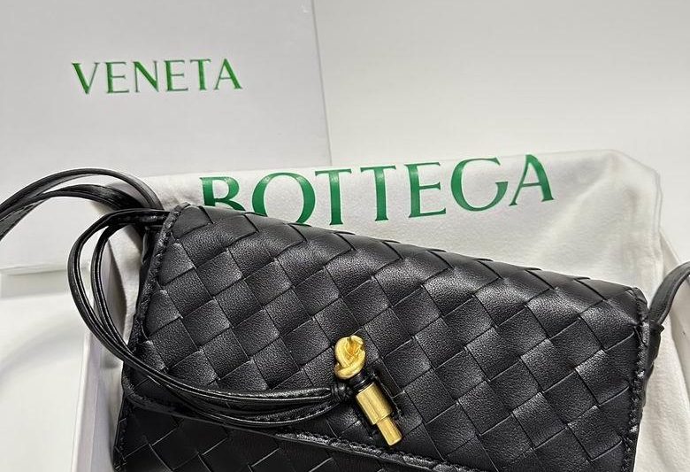 Bottega Veneta Replica Bags Andiamo 6335 13.5X21.5X4.5cm XMY 5