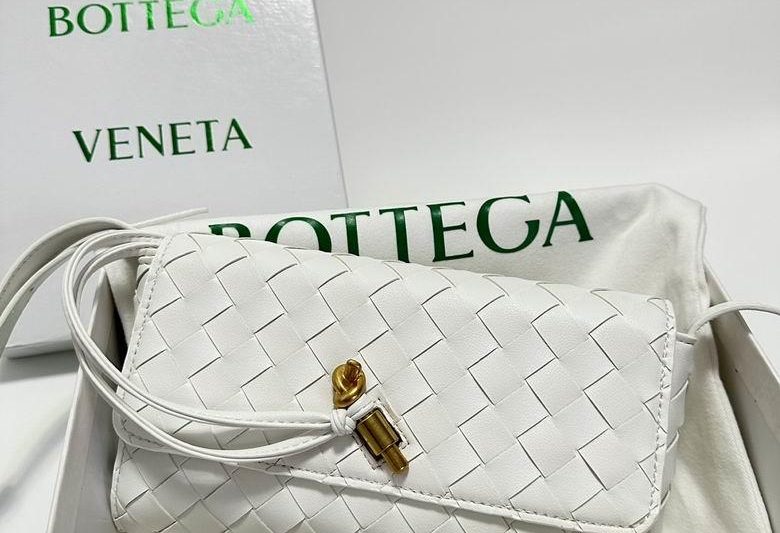 Bottega Veneta Replica Bags Andiamo 6335 13.5X21.5X4.5cm XMY 1