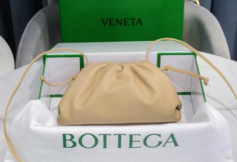 Bottega Veneta Replica Bags Pouch 22x10x6cm DL 9