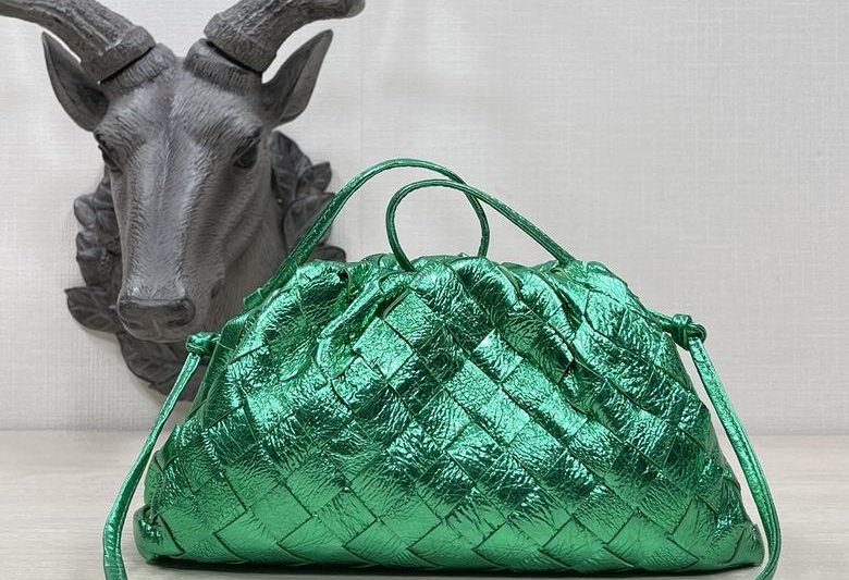 Bottega Veneta Replica Bags BV Pouch DL 1