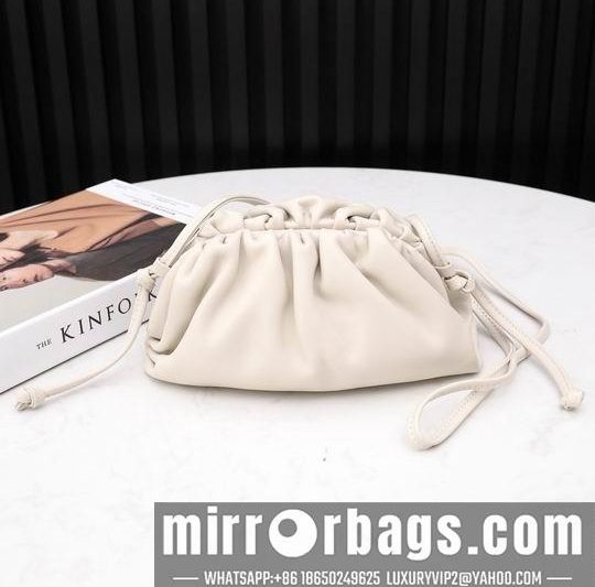 Bottega Veneta Replica Bags 9032 23x13x8 cm dl23