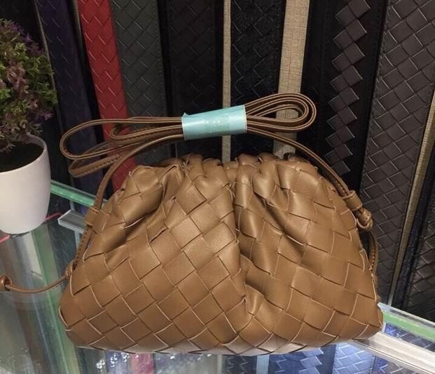 Bottega Veneta Replica Bags Pouch 22x12x5 cm dl15