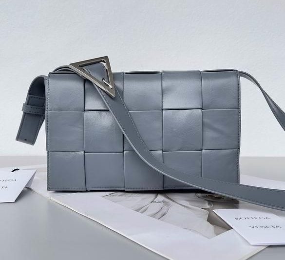 Bottega Veneta Replica Bags 667298 23x15x5cm BG 7