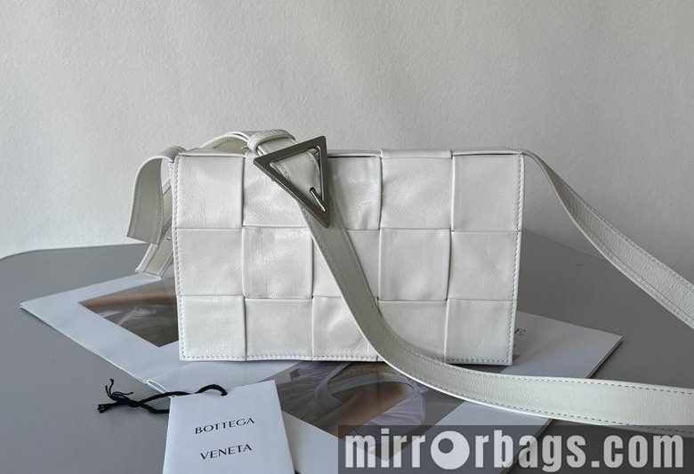 Bottega Veneta Replica Bags 667298 23x15x5cm BG 5